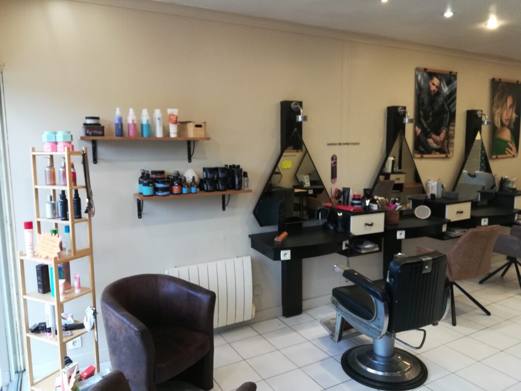 Intérieur salon côté gauche