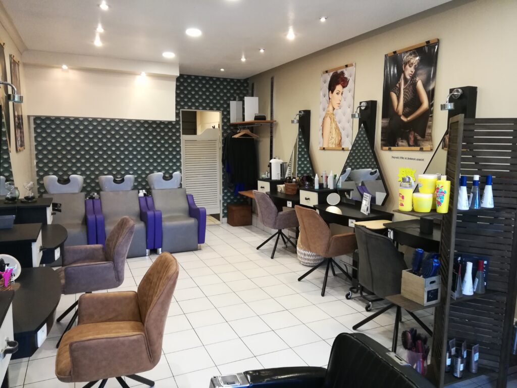 Intérieur salon côté droit